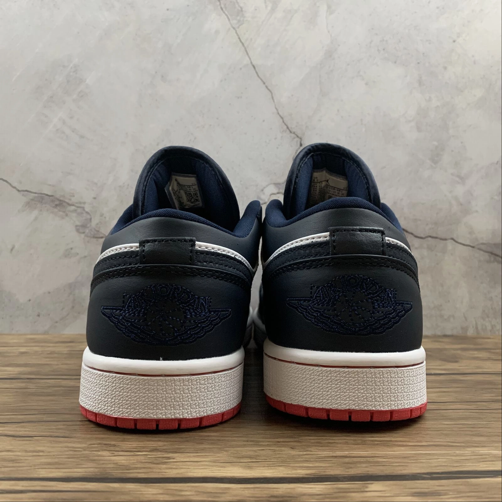 Air Jordan 1 Low Obsidean Ember Glow-White 553558-481 Responsive Control Quick Move