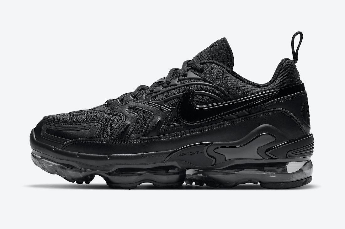 Dynamic Movement Air VaporMax EVO Triple Black CT2868-003
