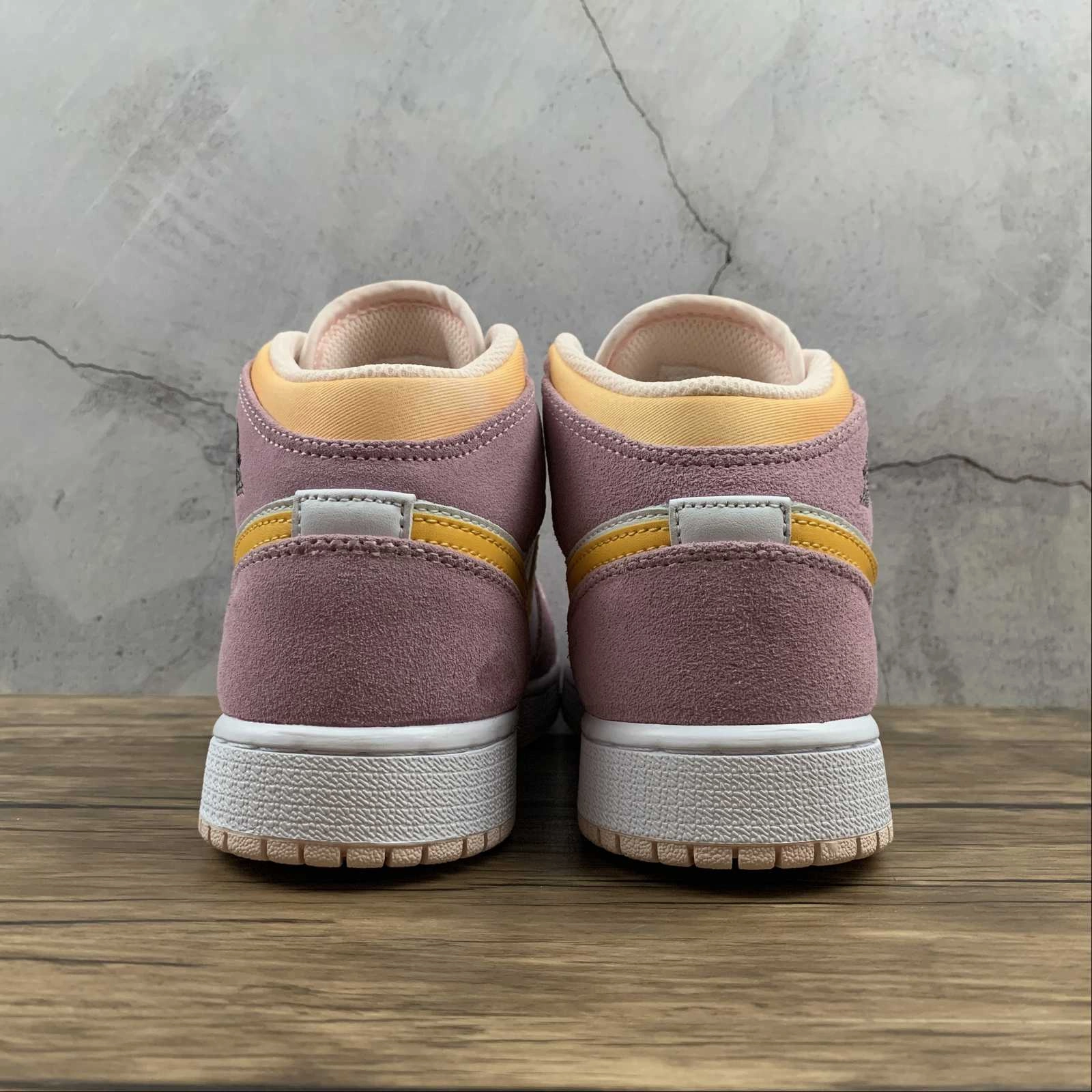 Vegan Friendly Build Air Jordan 1 Mid SE (GS) Lt Arctic Pink University Gold (2021) DC9517-600