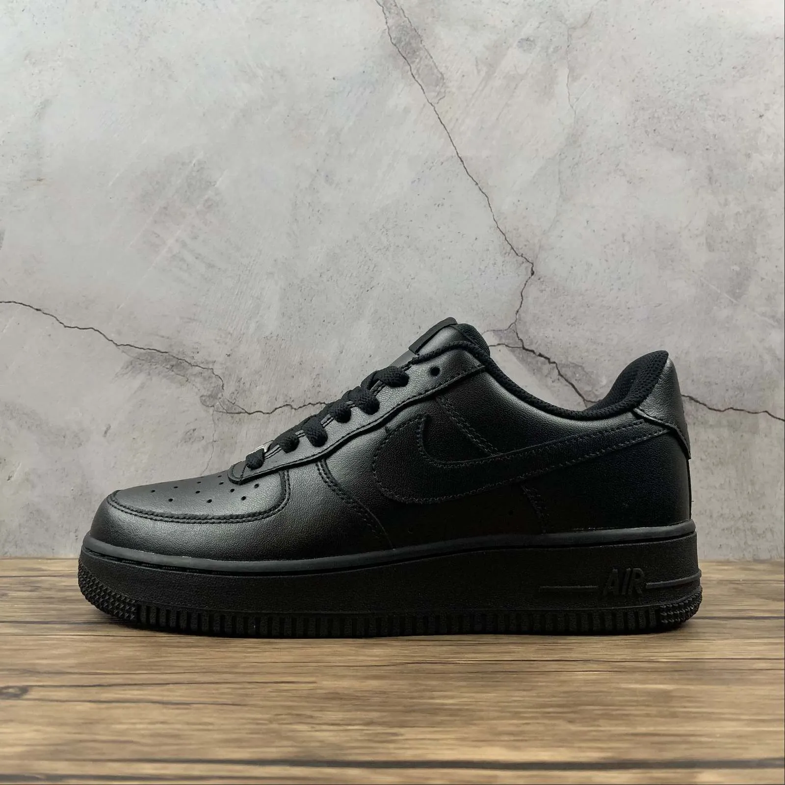 Season Ready Air Force 1 07 Low Black Black 315115-038