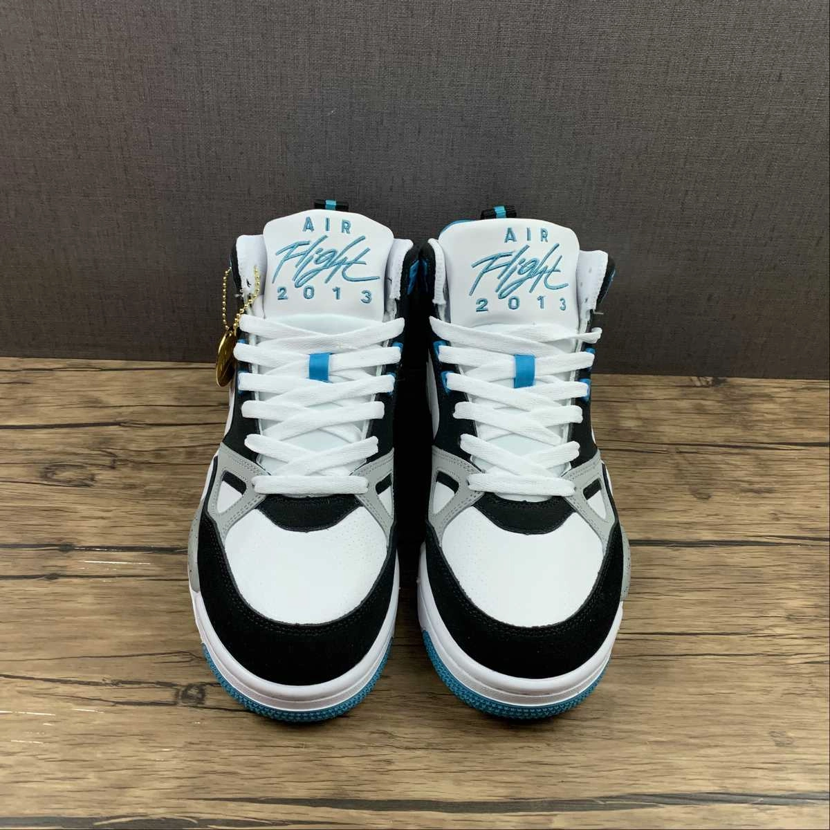 running in a field shoes Comfortable insoles Air Flight 13 Mid Black Grey Lake Blue 579961-102