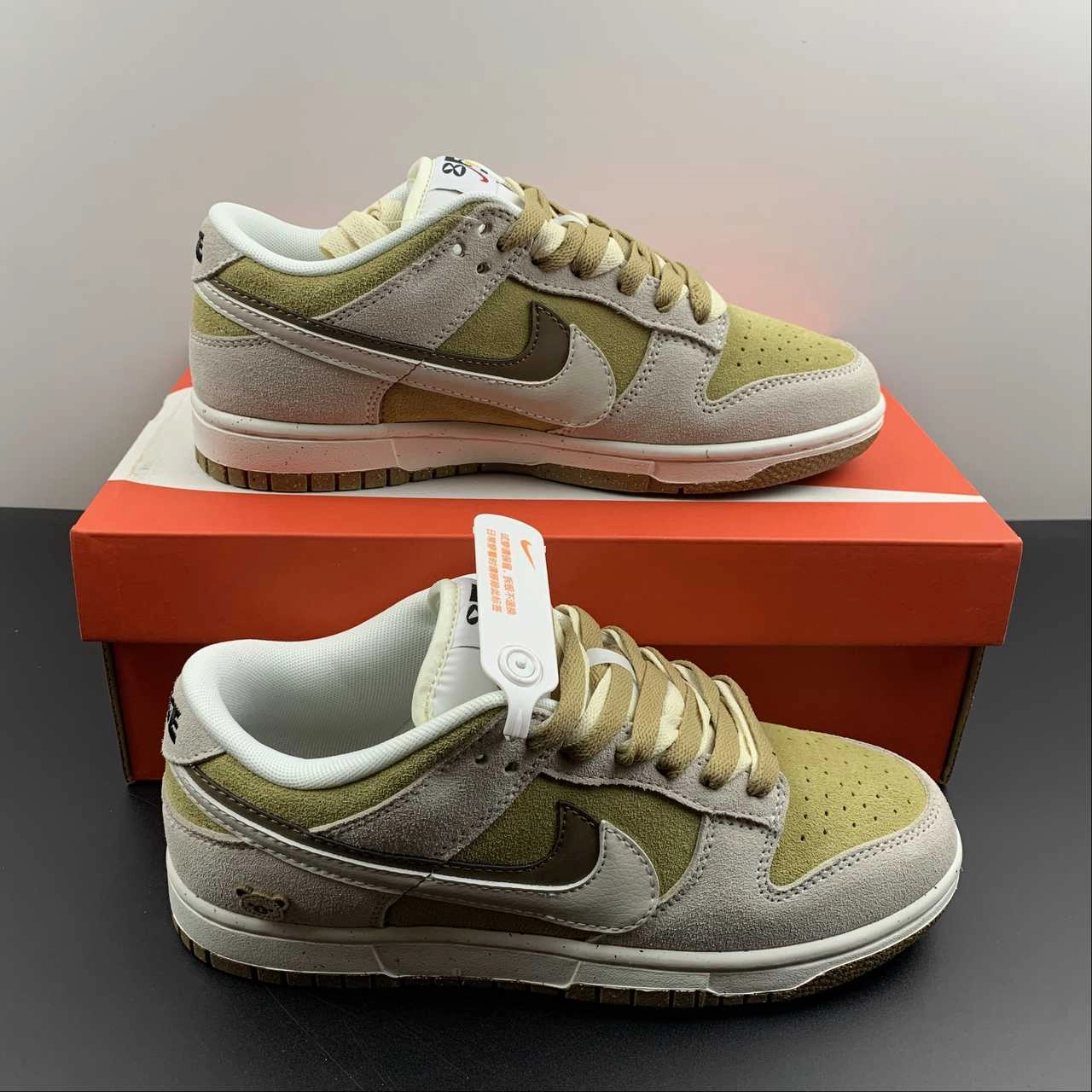 Foot Shape Modern Wear SB Dunk Low 85 White Brown Black DO9457-113
