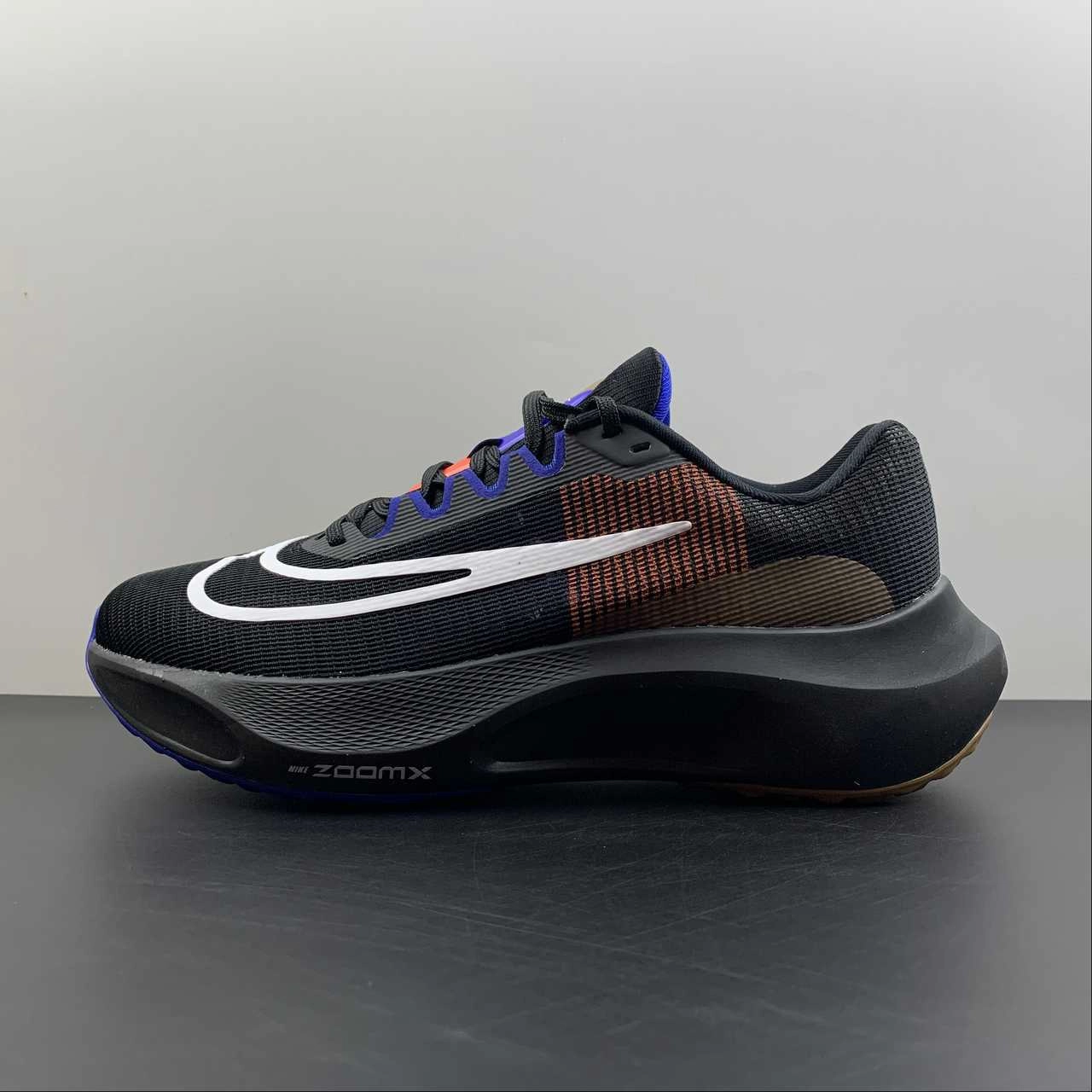 Stretch Sole Zoom Fly 5 A.I.R. HOLA LOU Black Phantom-Ale Brown DR9837-001