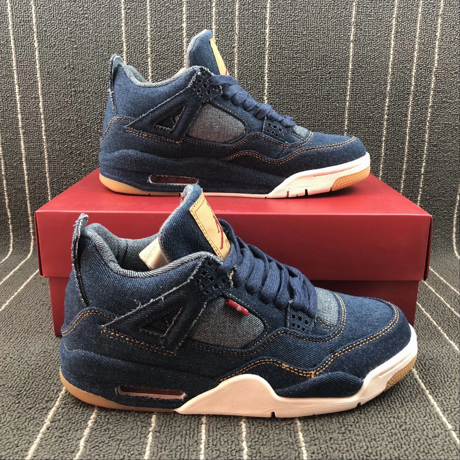 Levis x Air Jordan 4 Retro Denim AO2571-401 Knit Fabric Design Comfort Canvas