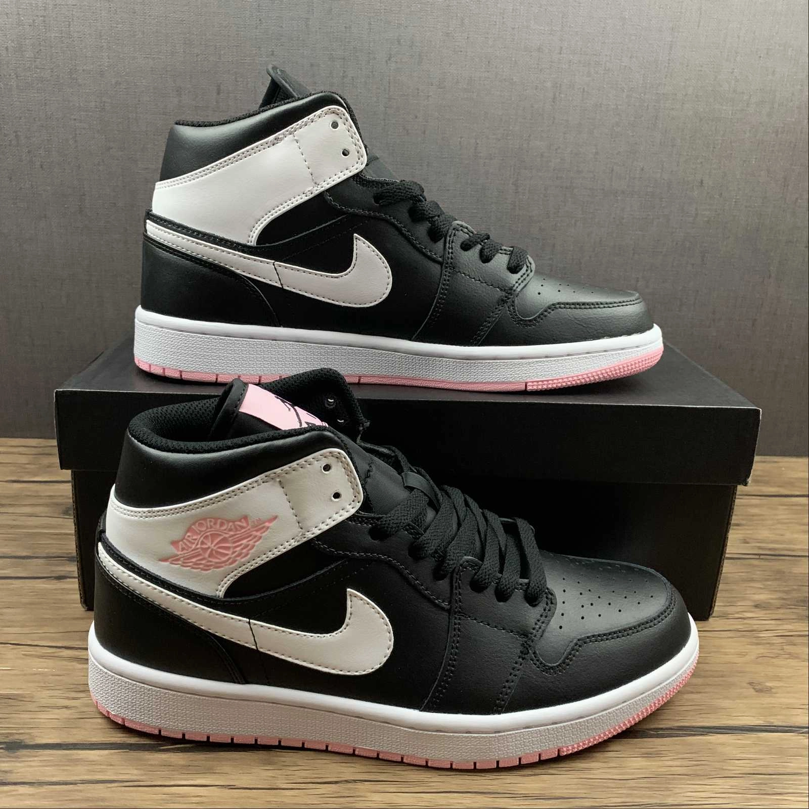 Abrasion Protection Air Jordan 1 Mid Black White Arctic Punch (2021) 555112 061
