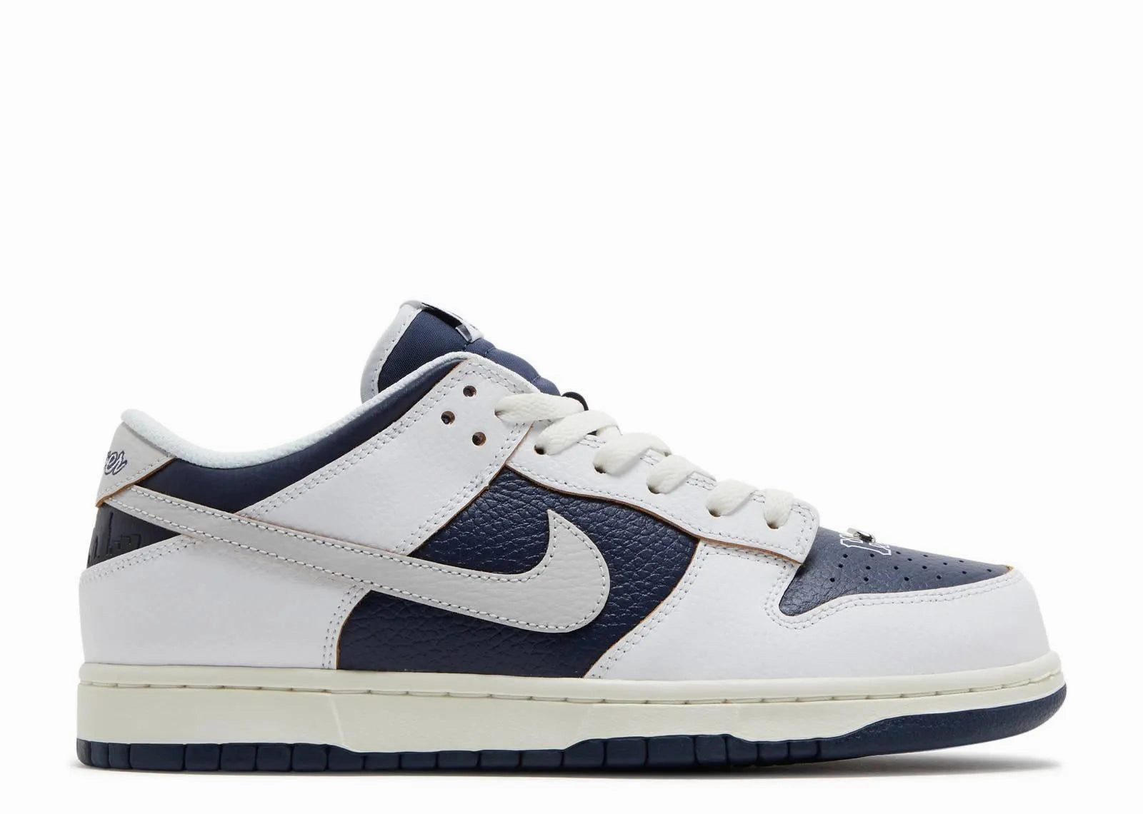 Nike SB Dunk Low HUF New York Lace Up Style