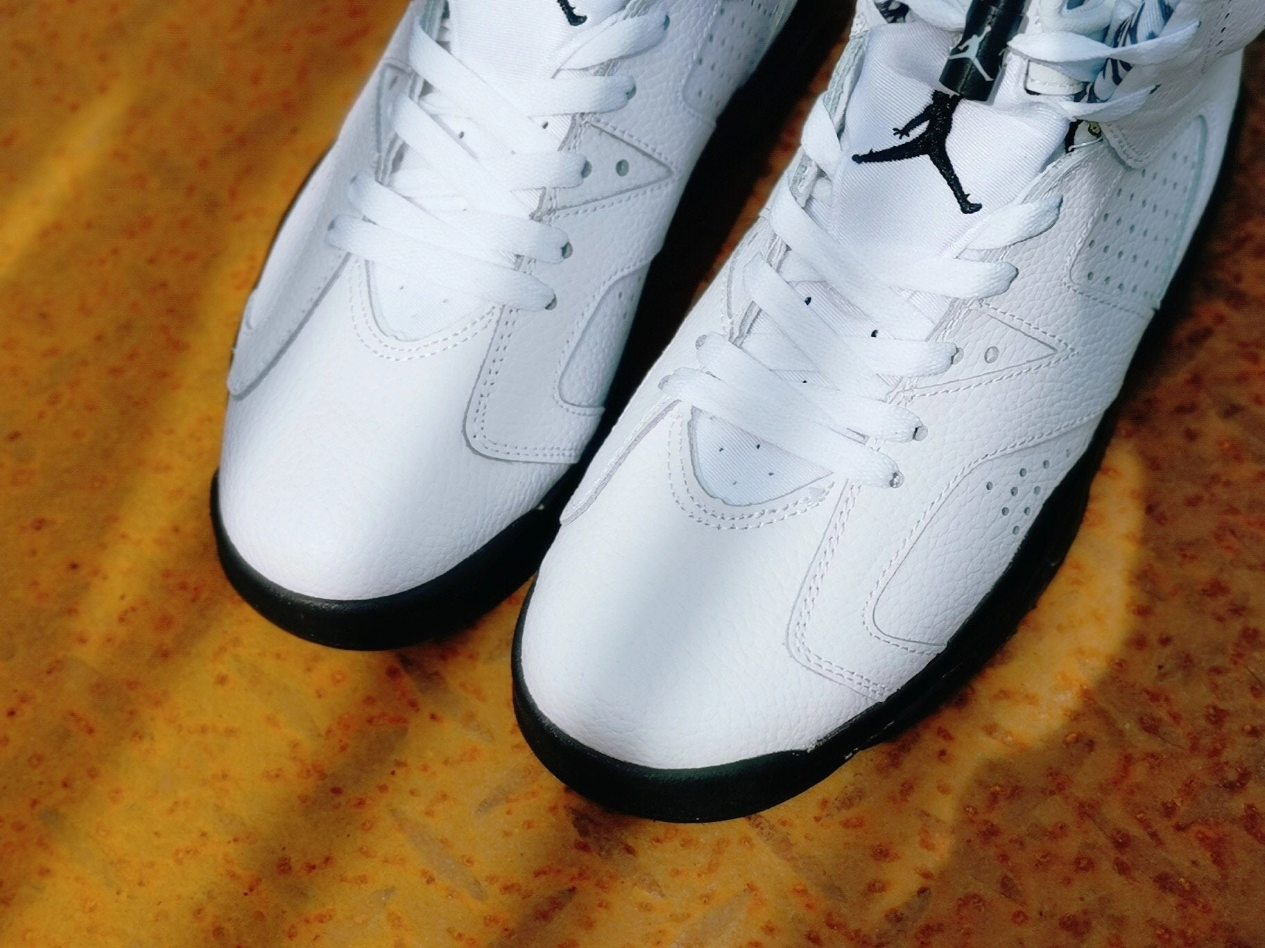 Air Jordan 6 Retro White Black 365866-101 Ventilated Footbed