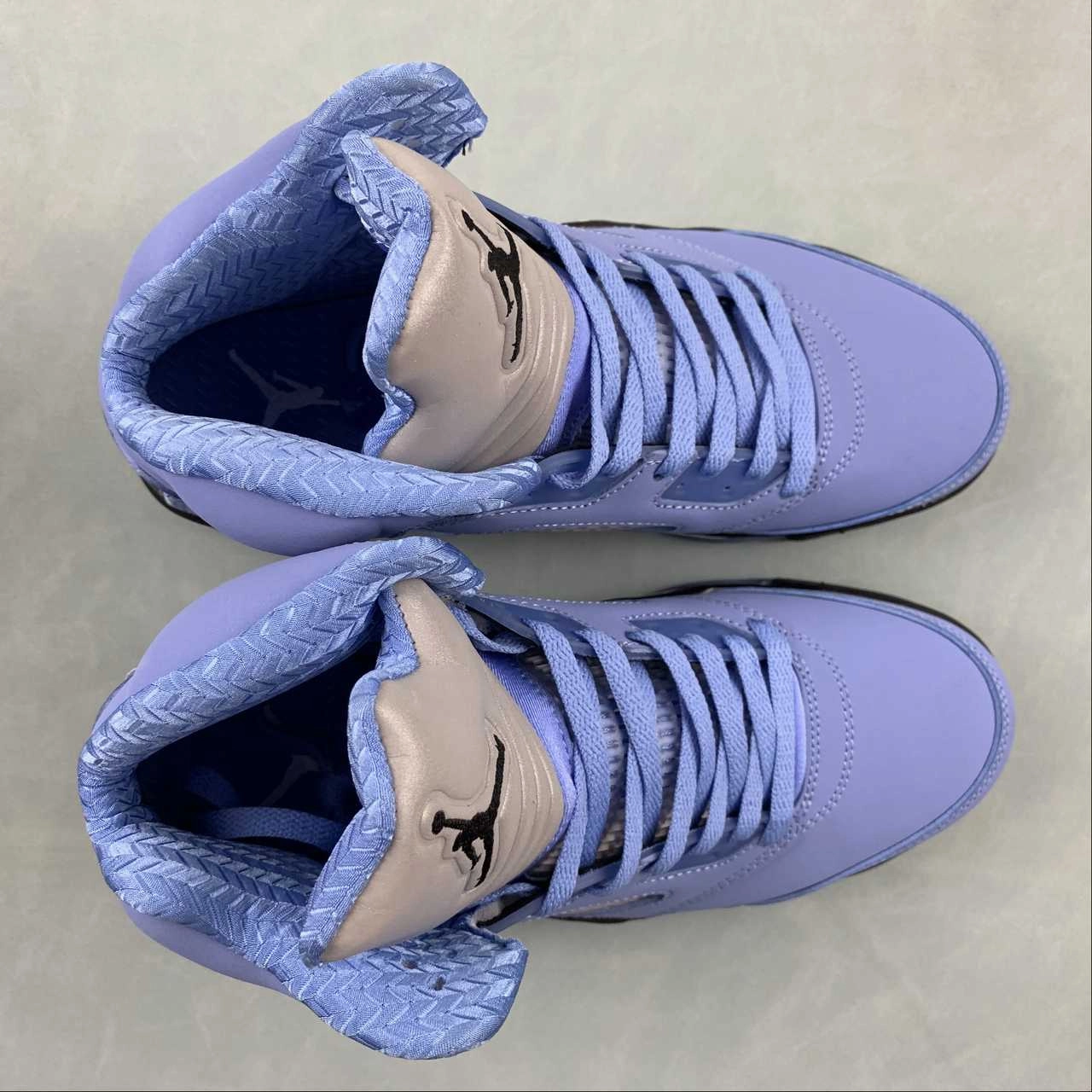 Air Jordan 5 Retro UNC University Blue Black White DV1310-401 running use