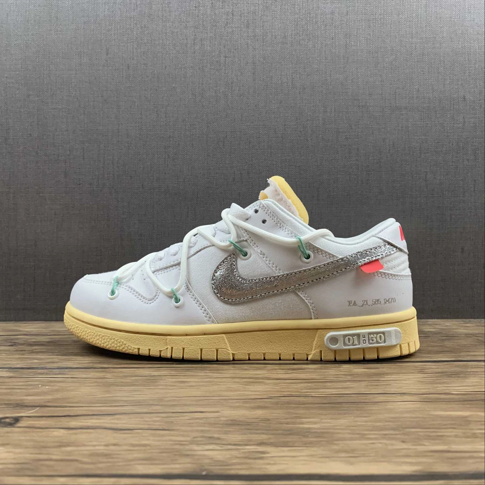 Sleek Edge Dunk Low X Off-White 'Lote 01 de 50' DM1602-127