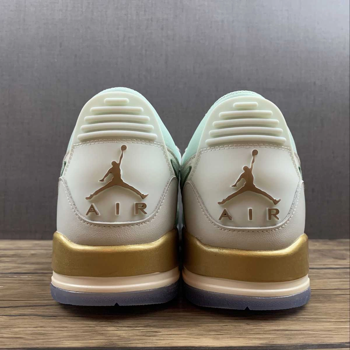 Air Jordan Legacy 312 Low Mint Green DR8486-131 Supportive Heel Counter Anti   Slip Outsole