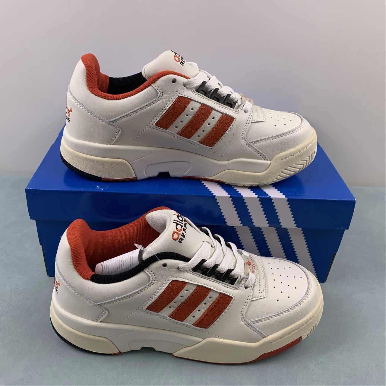 flexible running footwear Adaptive cushion Adidas Torsion Response Low Cloud White Preloved Red Cream White HQ8787