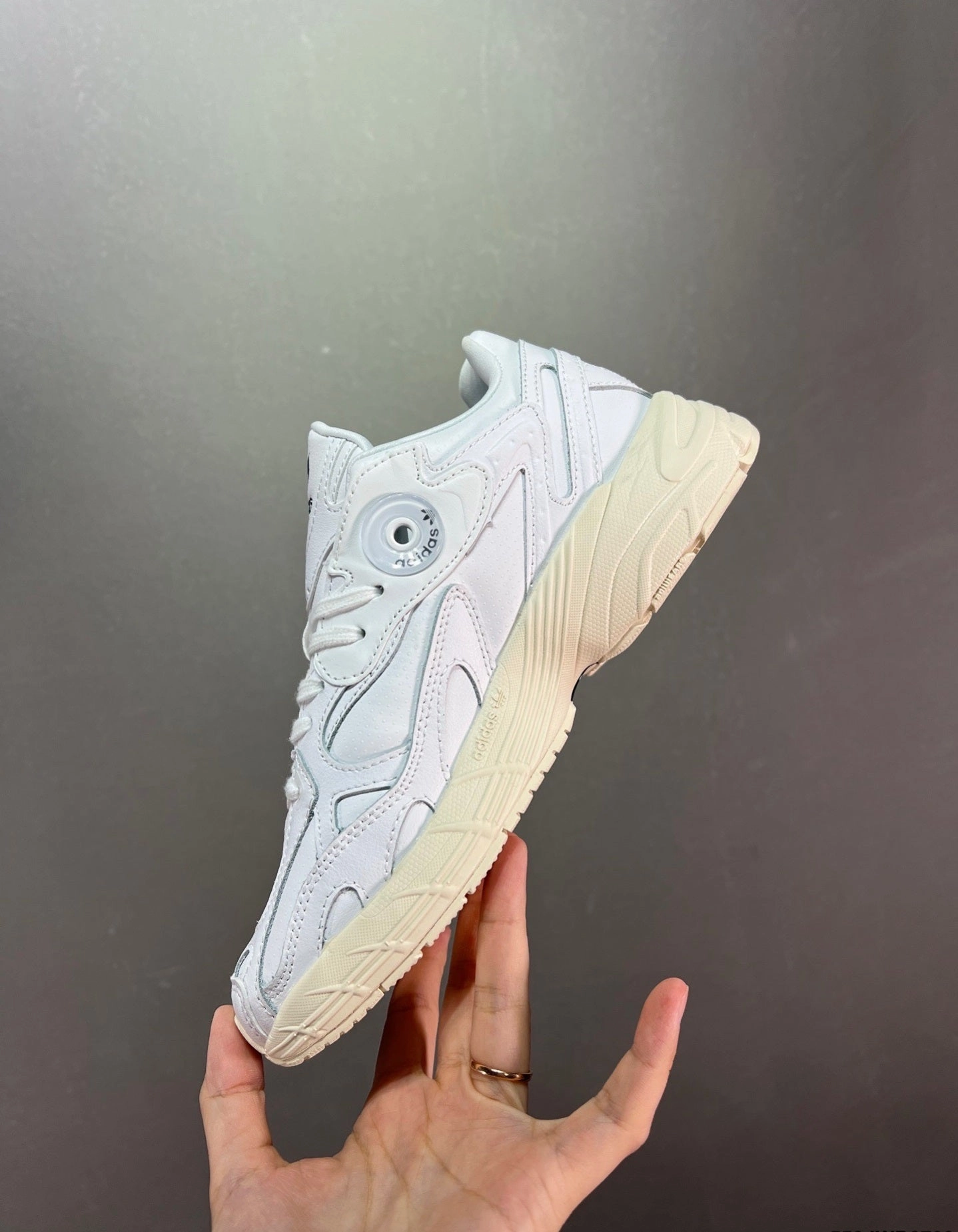 Adidas Astir White Off White GX8549 Active Support running in track and field meets shoes