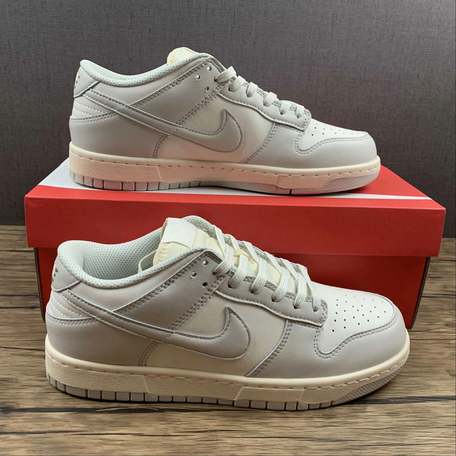 SB Dunk Low Light Bone Cashmere Pale Ivory DD1503-107 Motion Control Feature