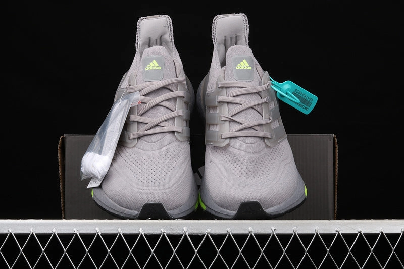 Rocker sole geometry Soft Form Adidas UltraBoost 21 Halo Silver FY0432