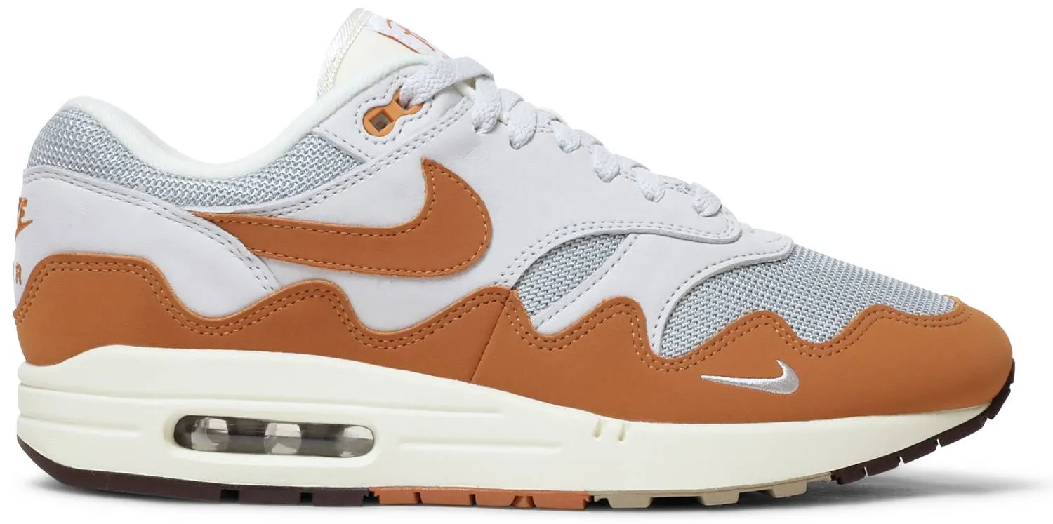 Nike Air Max 1 x Patta Monarch snug - fit shoes