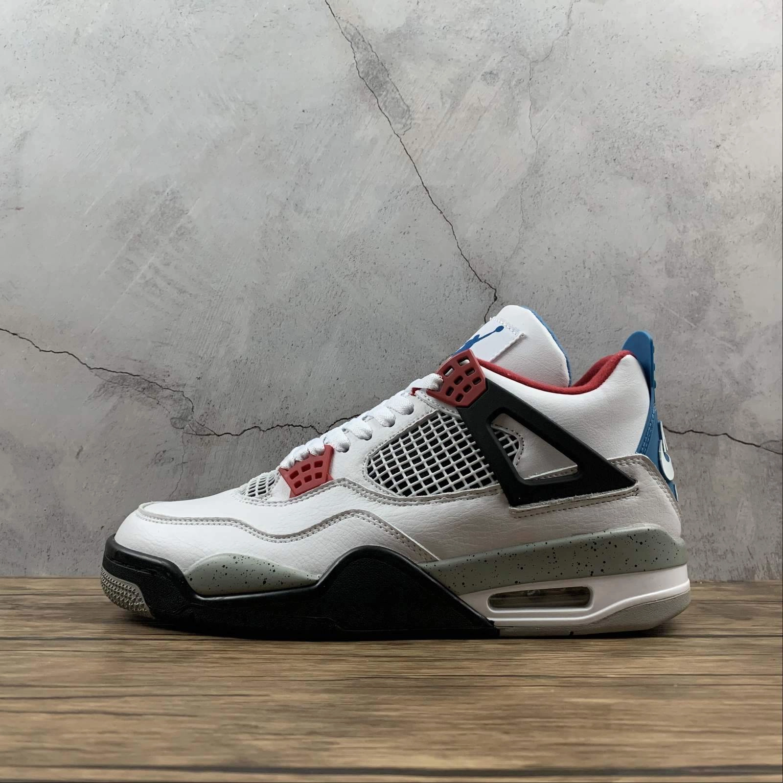 Air Jordan 4 Retro What The SE CL1184-146 Comfort Outsole Asymmetric Lacing Designs