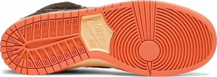 Minimal Style Comfortable Fitment Nike Dunk High SB Turdunken