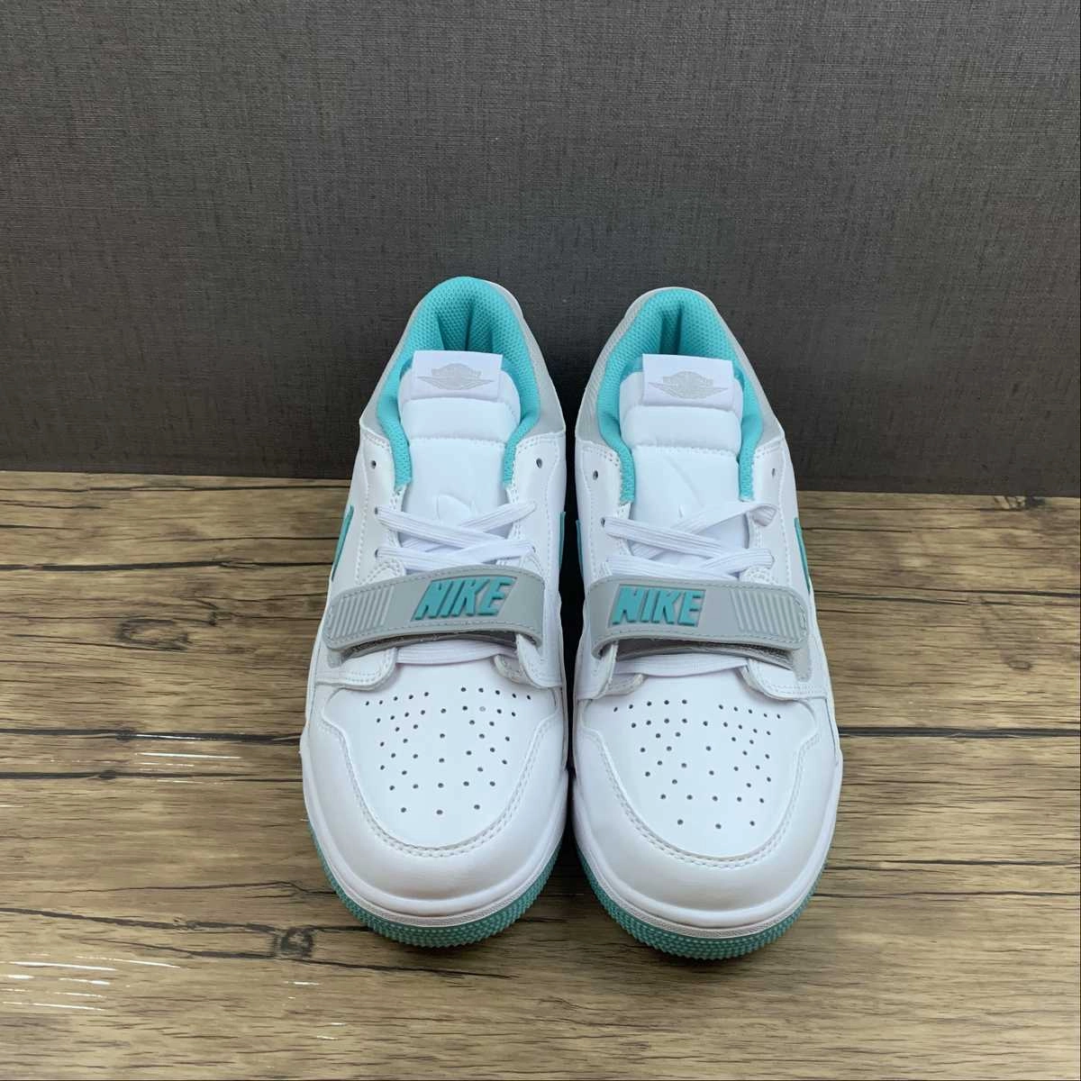 Air Jordan Legacy 312 Low White Green CD7069-130 Regular Fit Lightweight Cushion