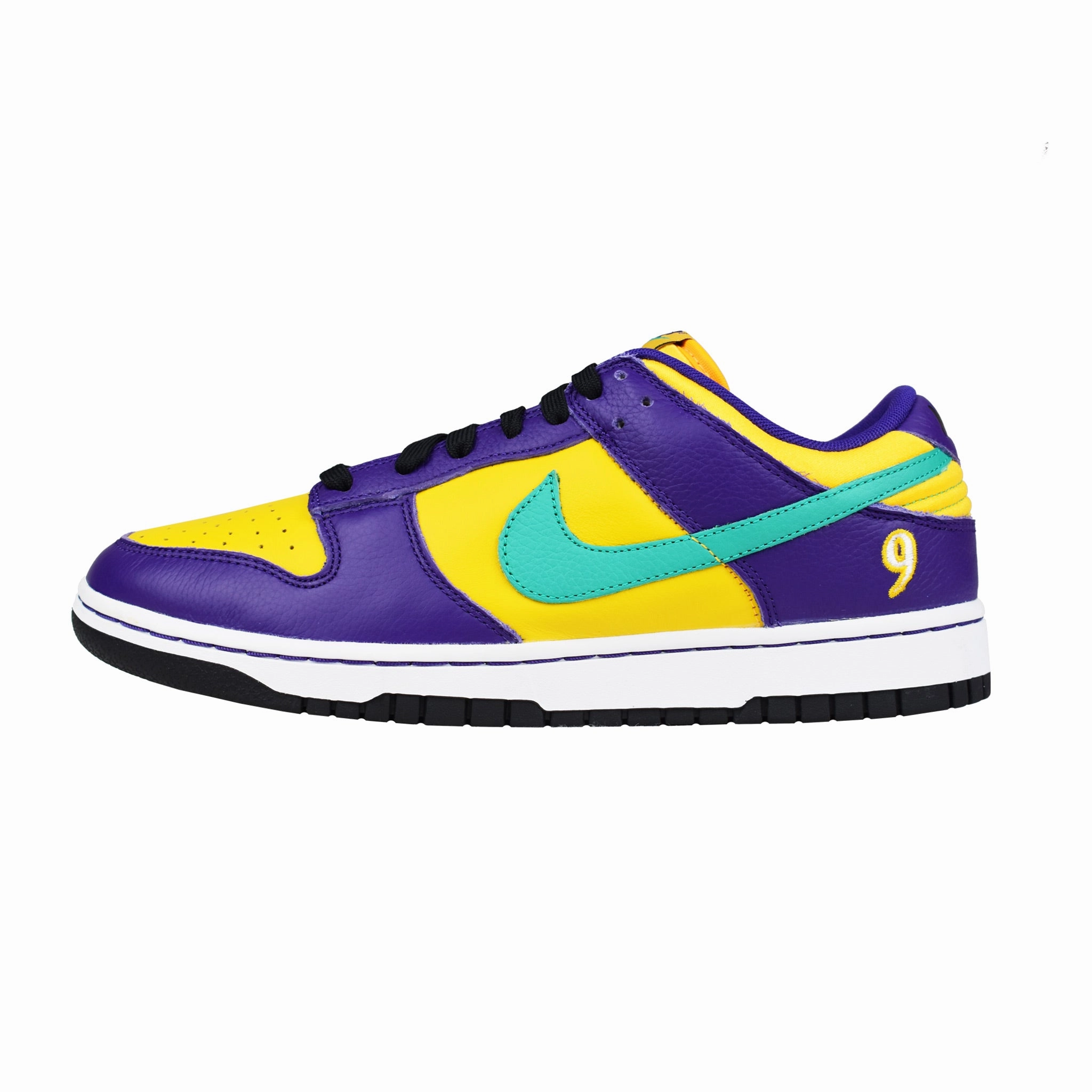 Crisp Detail Casual Support Nike Dunk Low LX - Lisa Leslie