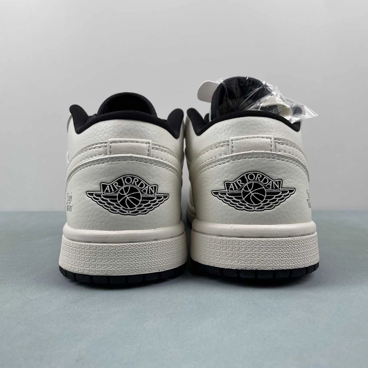 Durable ease Air Jordan 1 Low LV Off White Black WG8850-006