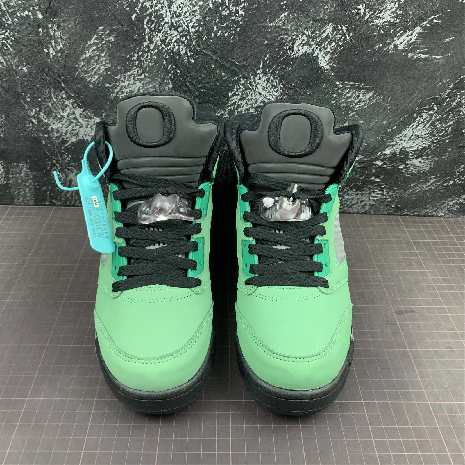 Tuned Cushioning Air Jordan 5 Retro SE Oregon Ducks CK6631-307