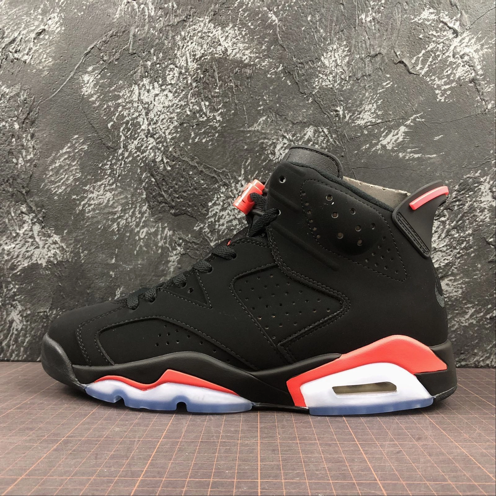 Torsional Stability Air Jordan 6 Retro Black Infrared 384664-060
