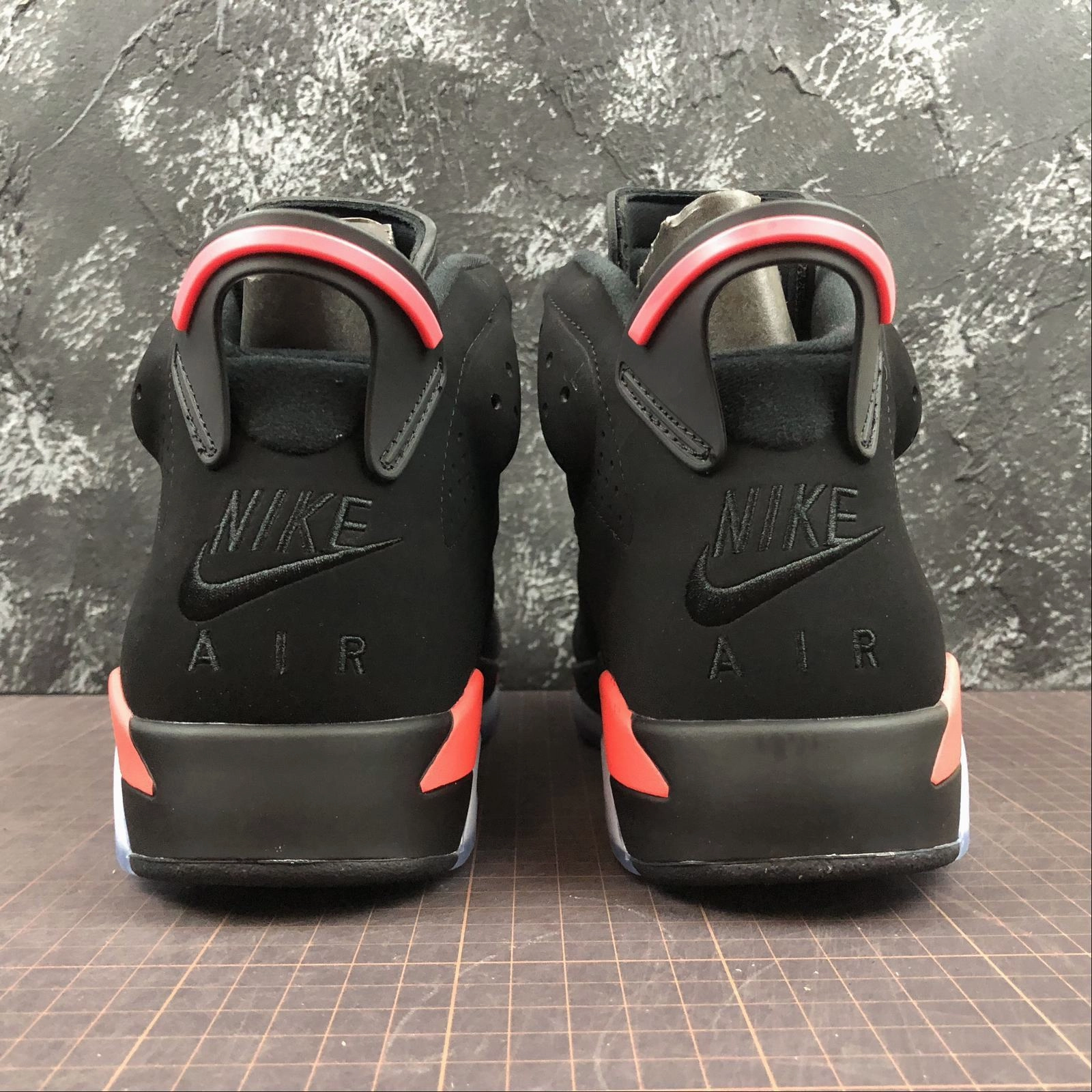 Air Jordan 6 Retro Black Infrared 384664-060 ShockDispersing Cool Trend