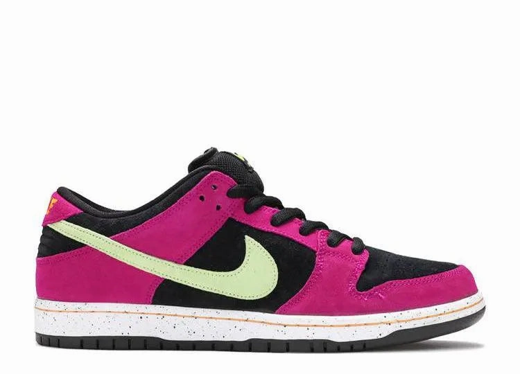 Neutral Stride Engineering Nike SB Dunk Low Plume ACG