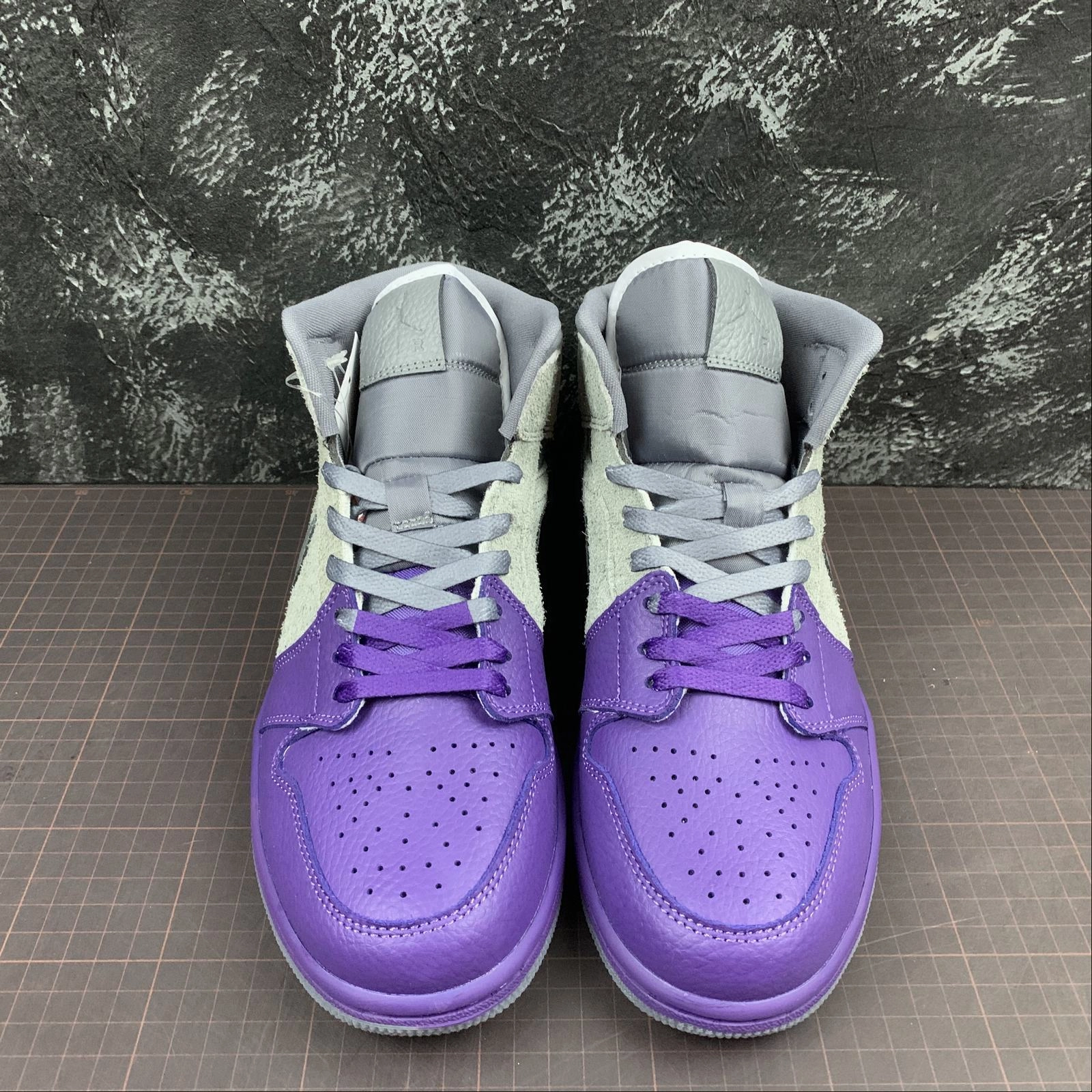 Air Jordan 1 Mid SE Cool Grey Cool CW5897-005 Stride Safe