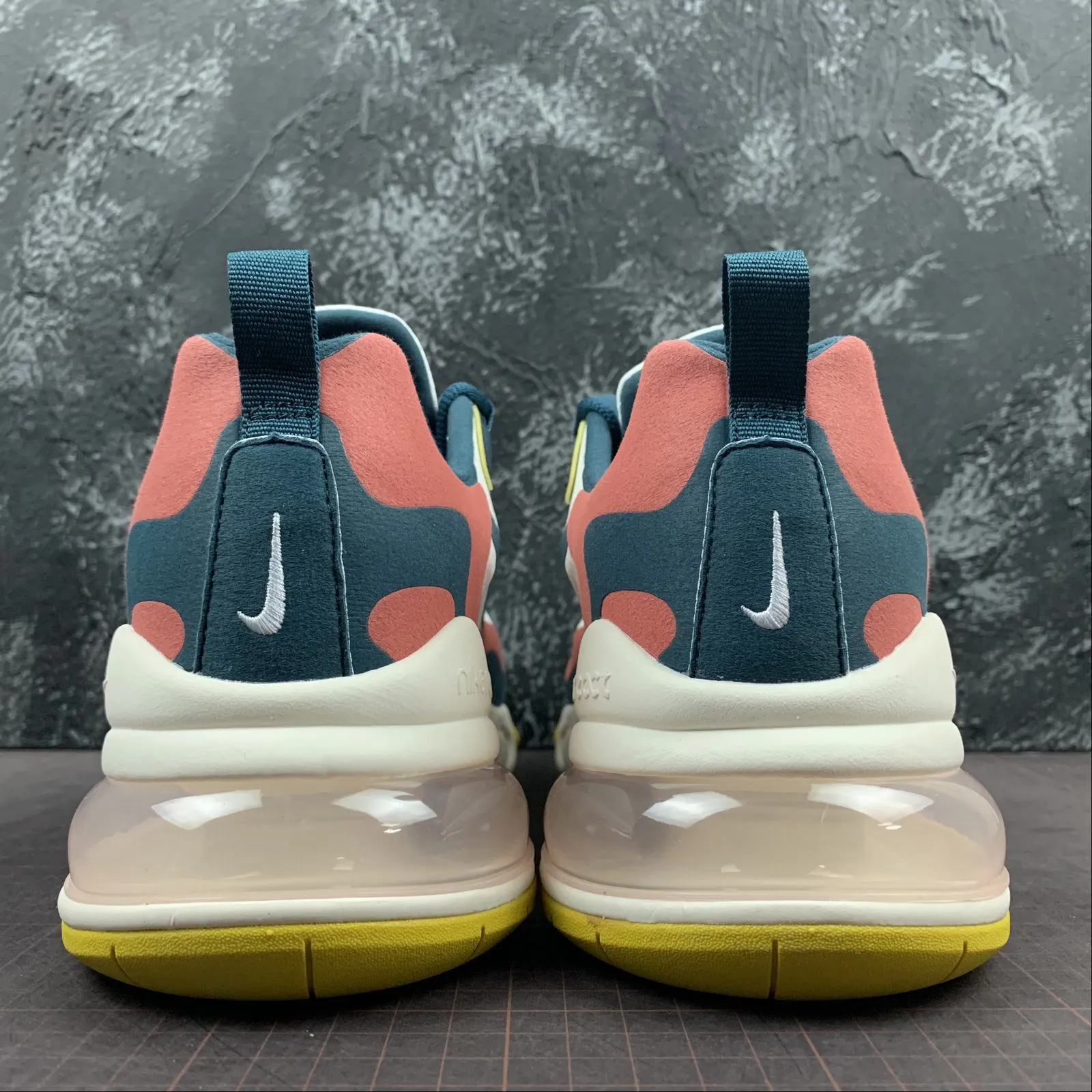 environmental - event running option Air Max 270 React Summit White Midnight Turq CT1264-103