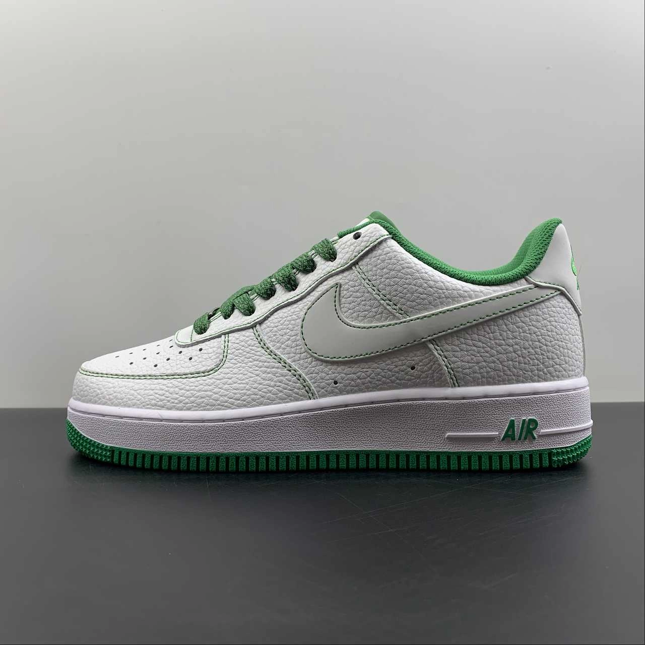 Group Hike Trail Walk Air Force 1 07 SU19 Low White Green CN2896-103