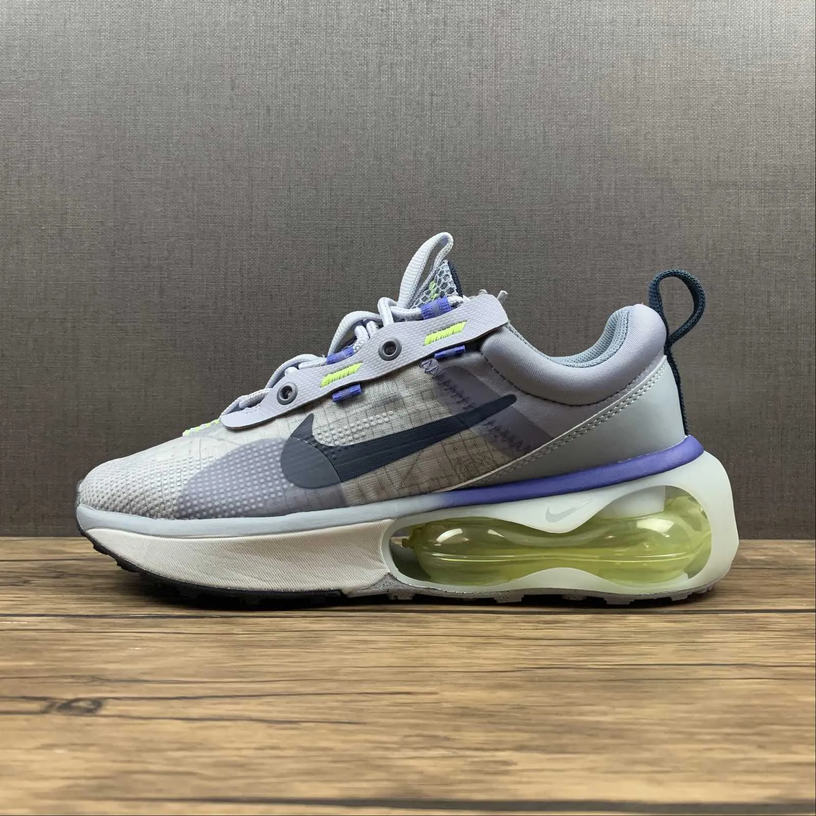 Air Max 2021 Ghost Ashen Slate Obsidian Mist DA1925 002 running with a slip - on design