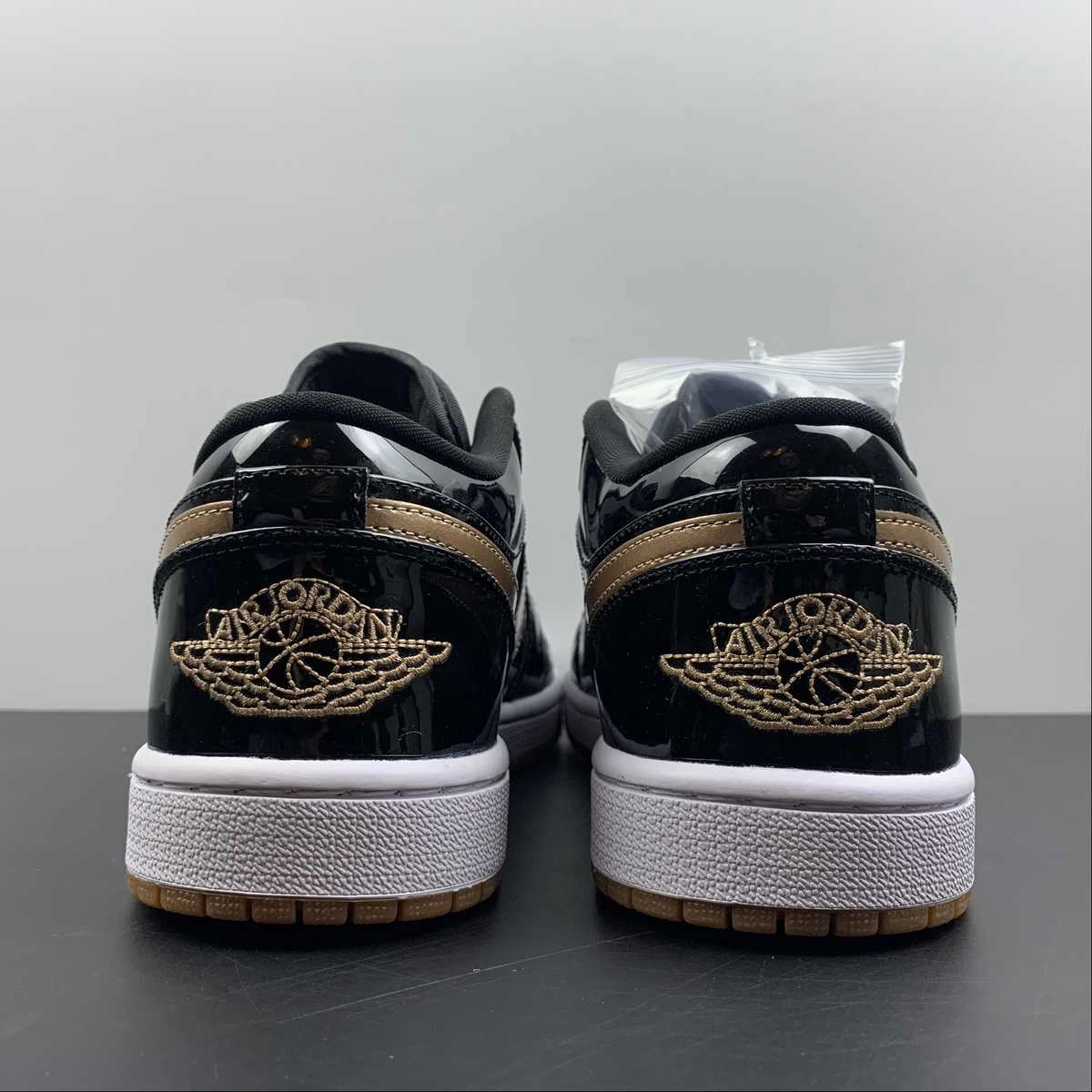 Knit Fabric Air Jordan 1 Low Black Gold 554723-032