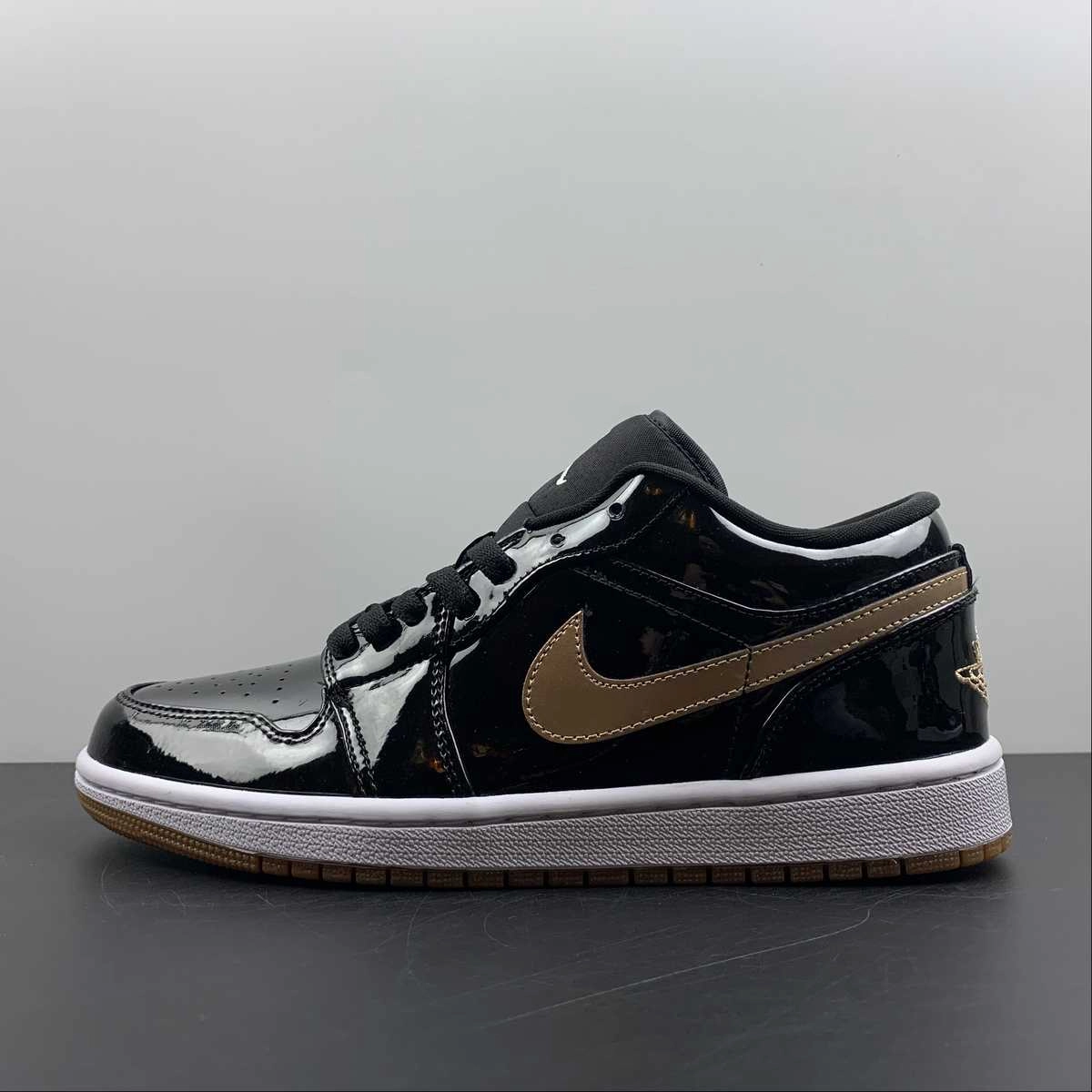 Air Jordan 1 Low Black Gold 554723-032 Crisp Look