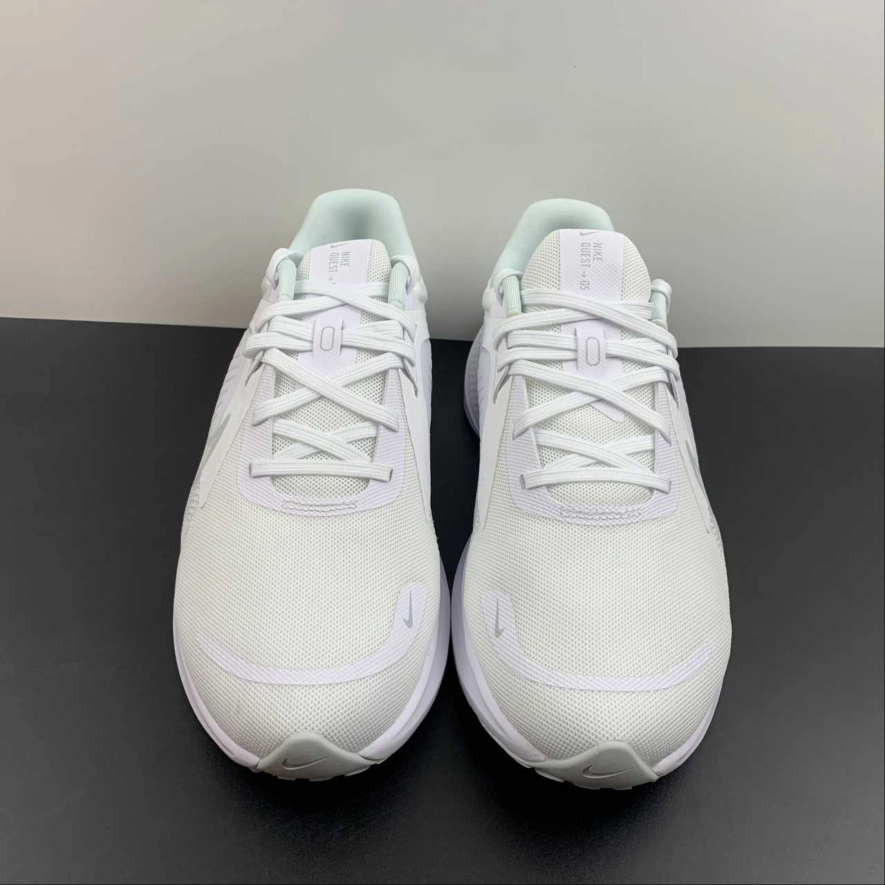 Nike Quest 5 White Pure Platinum-White DD0204-100 Breathable mesh Sole Guard