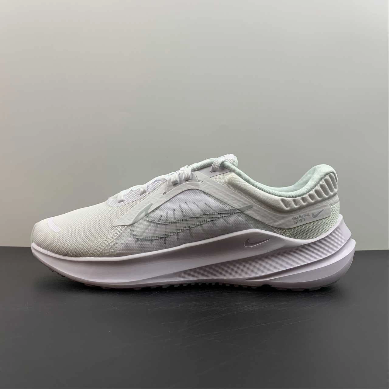 Light Motion Comfort Fit System Nike Quest 5 White Pure Platinum-White DD0204-100