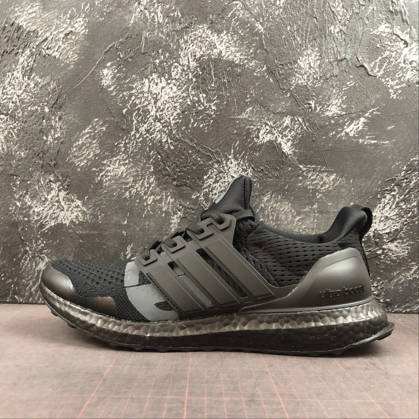 Active Look Toe Protection Adidas UltraBoost Undefeated Blackout