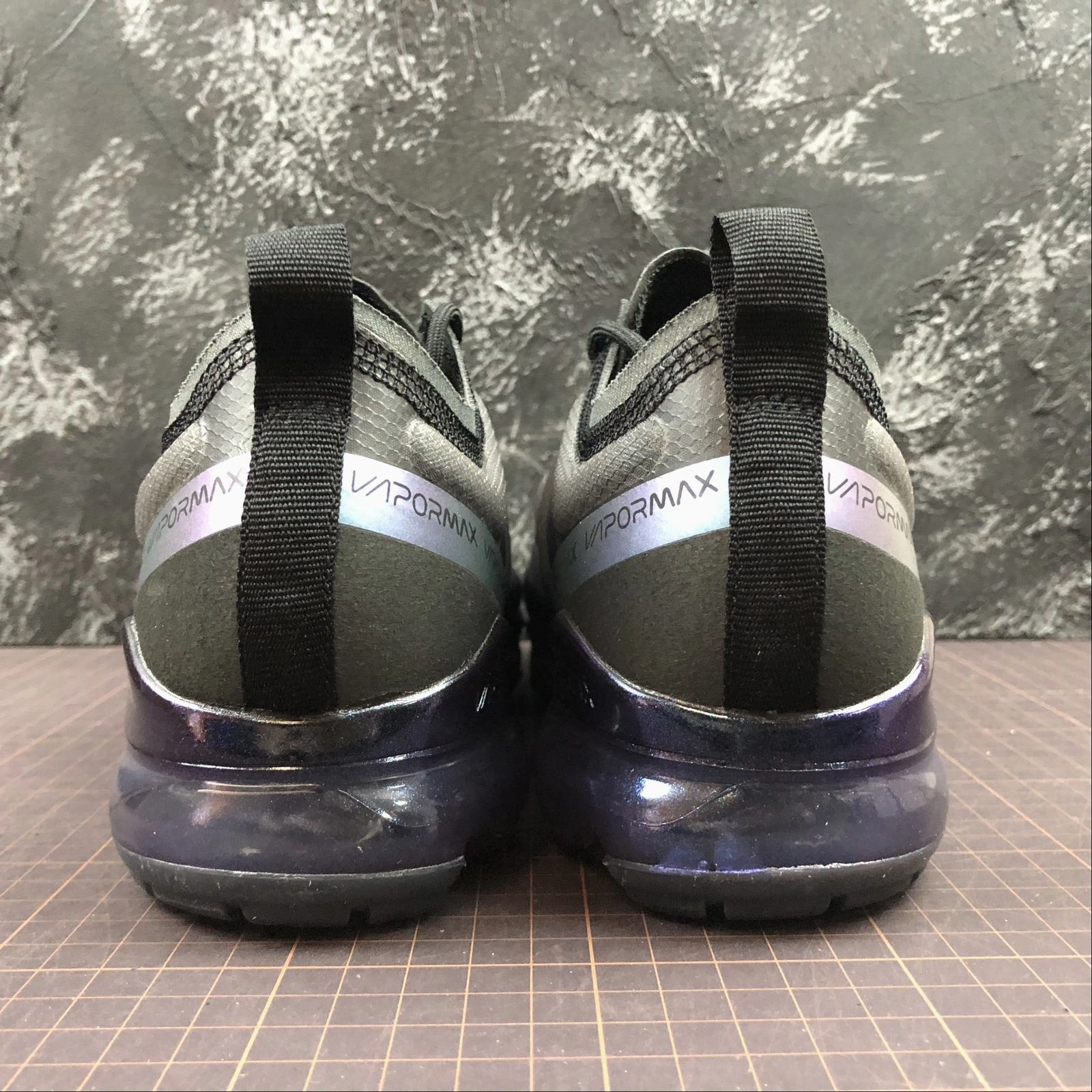Air VaporMax 2019 Run Utility Black Blue Multi Color AR6631-001 Eco Performance