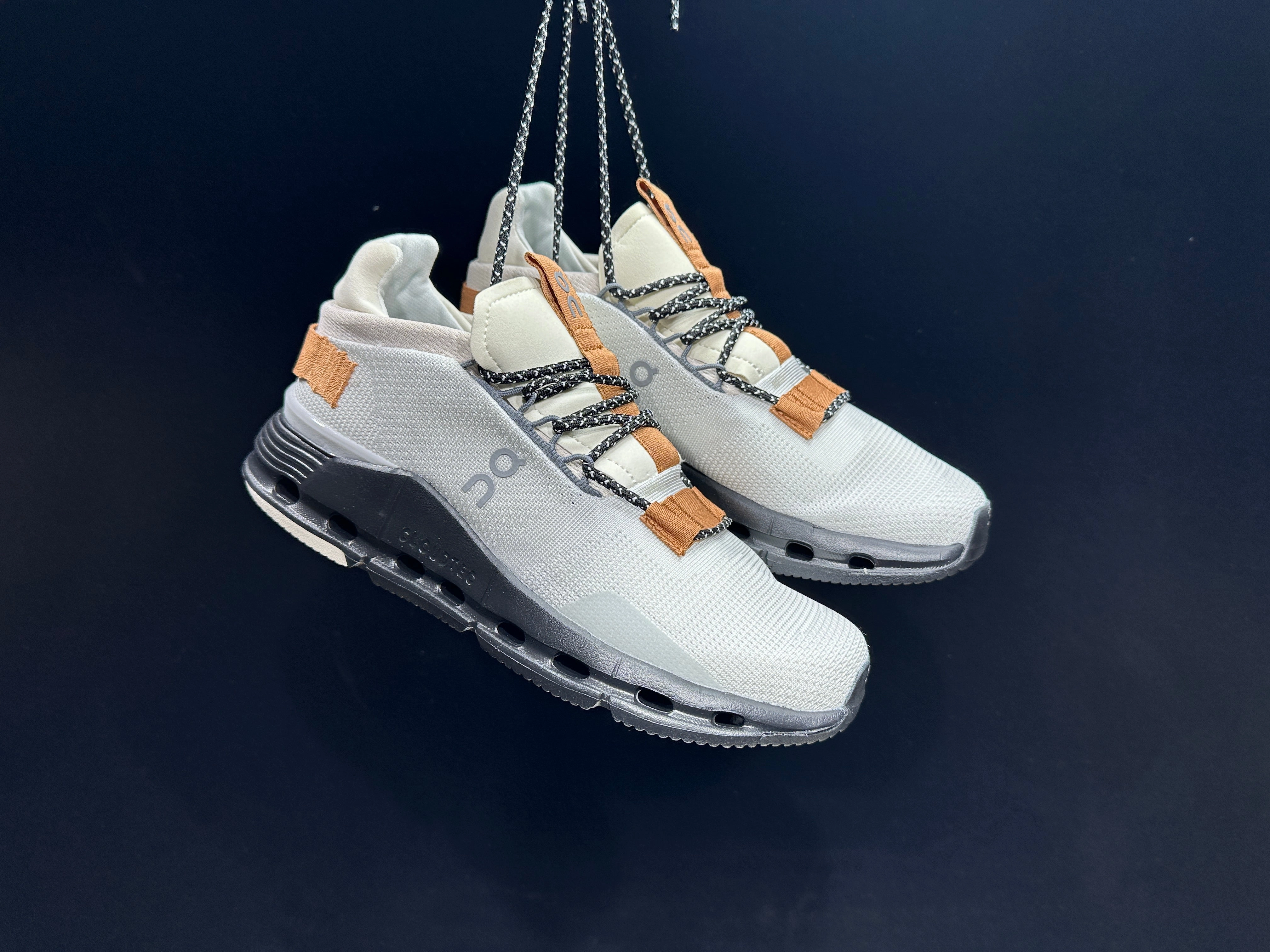 On Cloudnova Elastic Strap