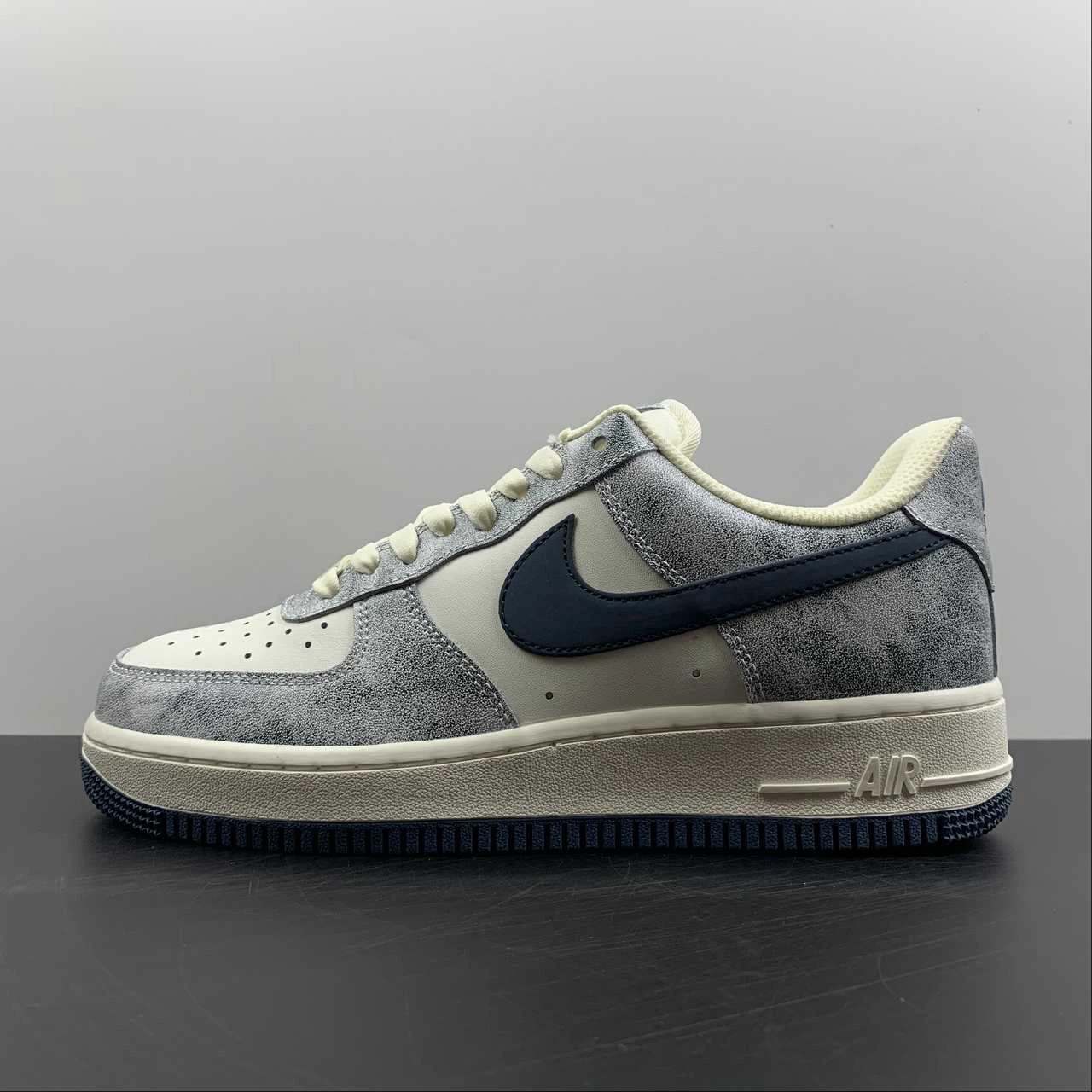 Leaf Hike Air Force 1 07 Low Sail White Gray Lake Blue BX5815-535