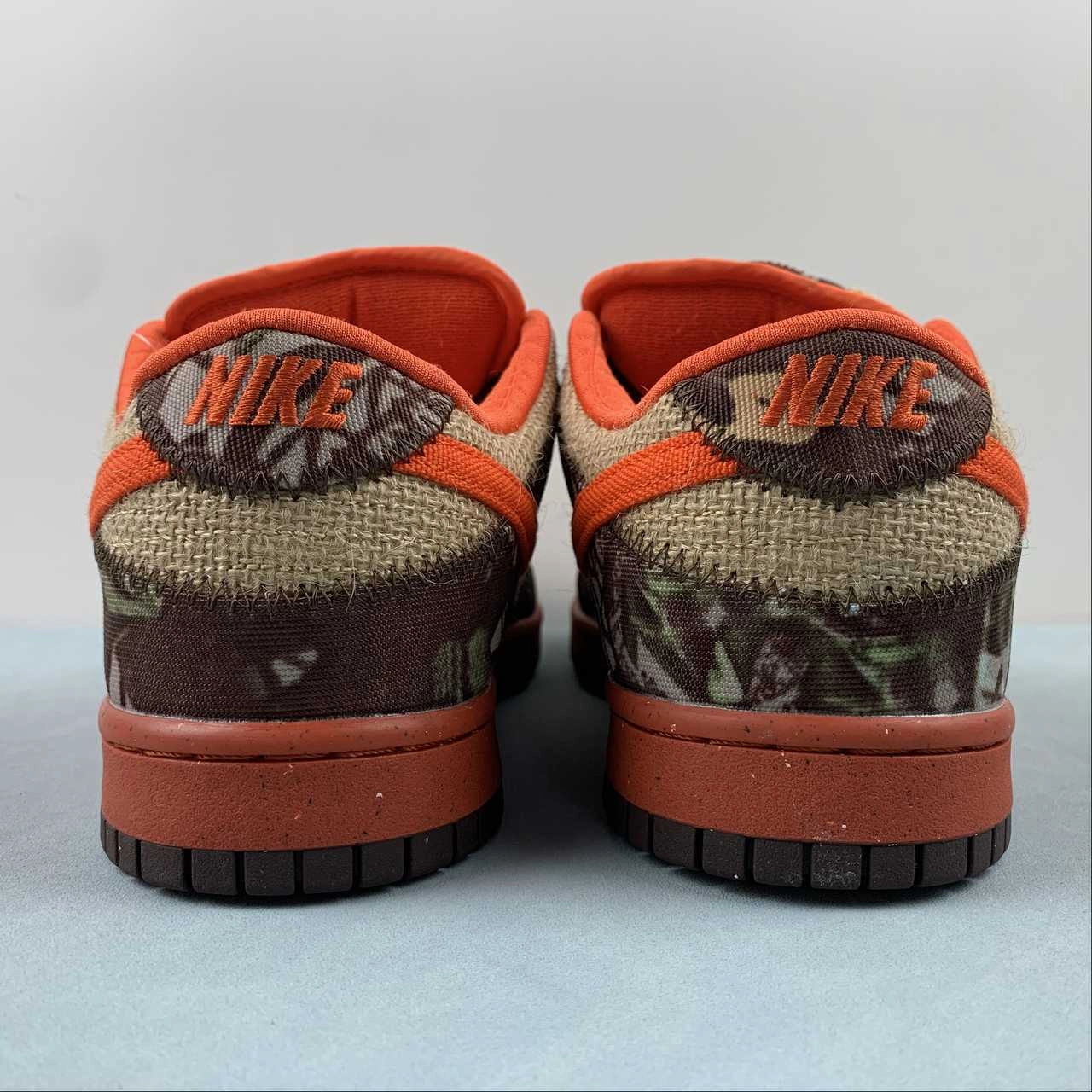 Dunk Low Pro Sb Reese Forbes Orange Burlap Natural Blaze 304292-281 Urban Runner