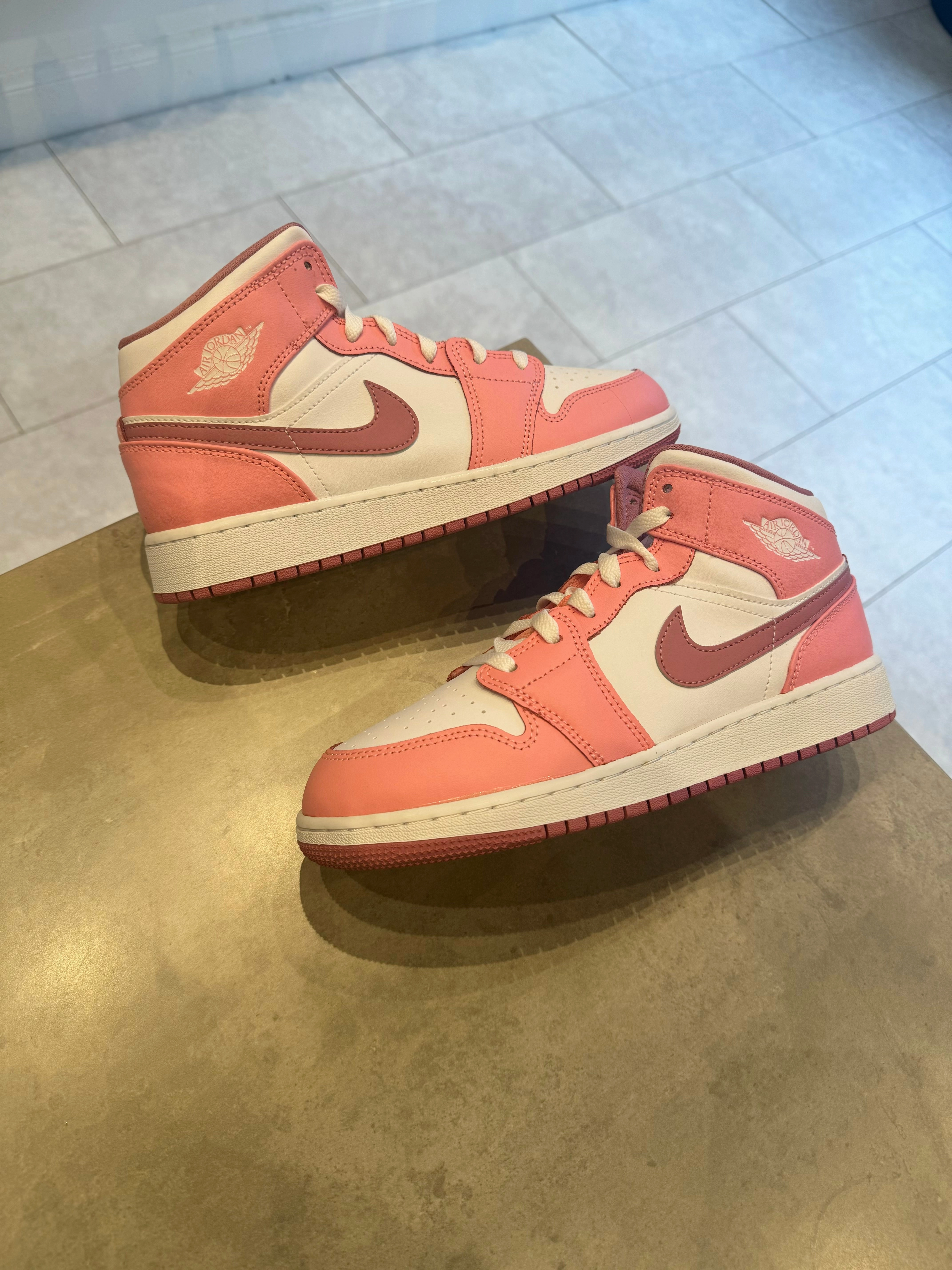 Odor Control Treatment Nike Air Jordan 1 Mid Valentines Day 2023 (GS)