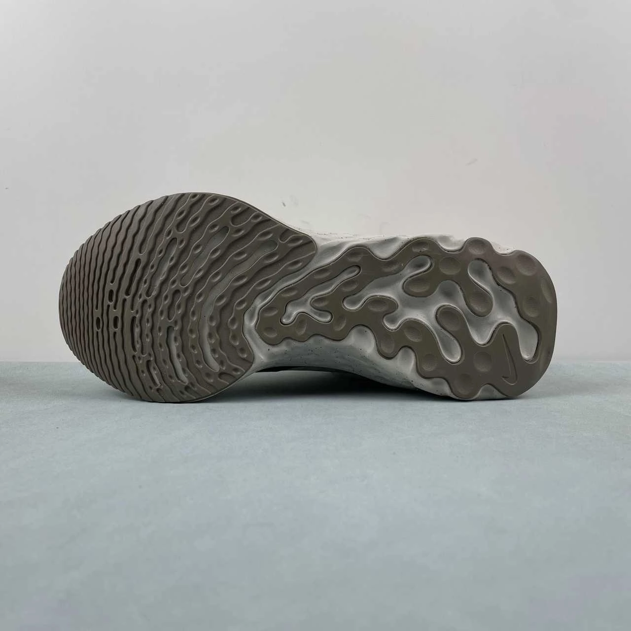 Nike React Infinity Run FK 3 Sail Pinksicle Earth FJ7068-120 Comfortable Foot Bend