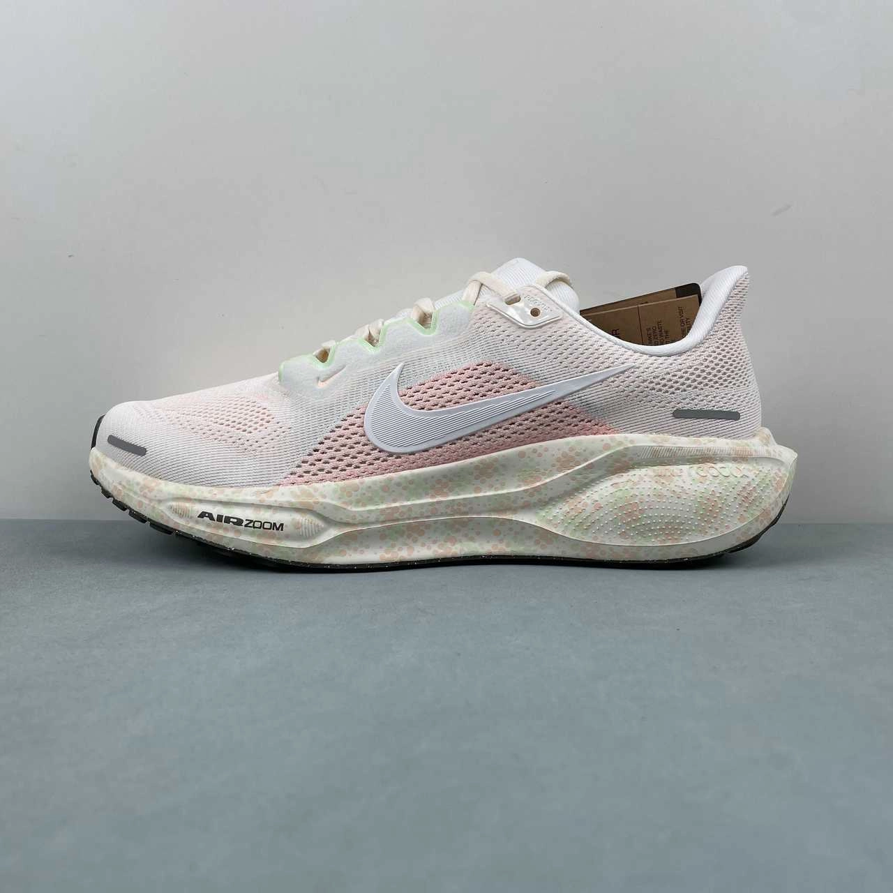 Hybrid Grip Balanced Fit Air Zoom Pegasus 41 FP White Green Pink HM5539-133