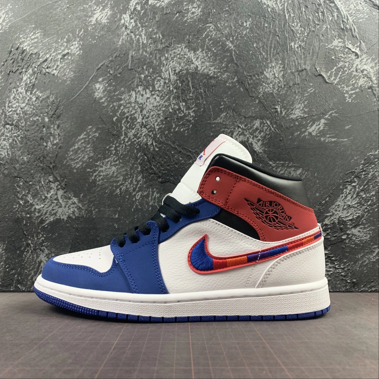 Air Jordan 1 Mid White Blue Gym Red 852542-146 Basic Neutral