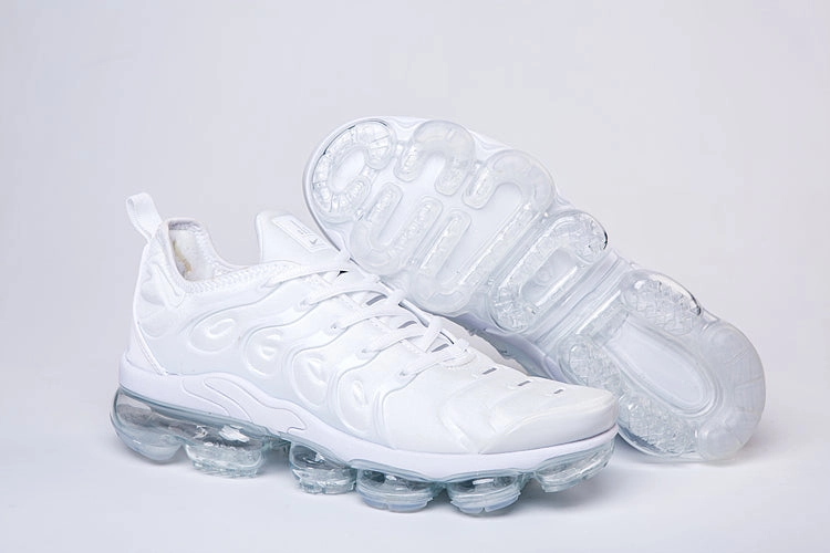 Dynamic Heel Counter All-Day Wear Nike Air Vapormax Plus VM