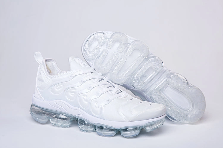 Effortless Wear Nike Air Vapormax Plus VM