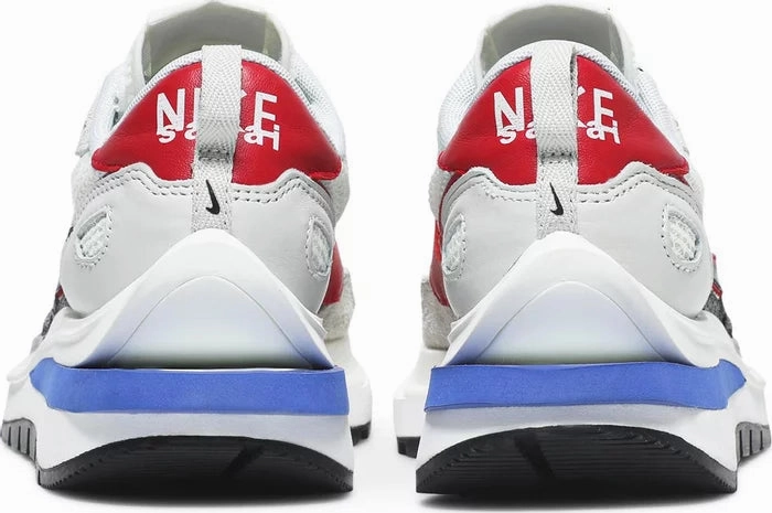 Nike Sacai VapourWaffle Sail Sport Fuchsia eco - friendly material shoes