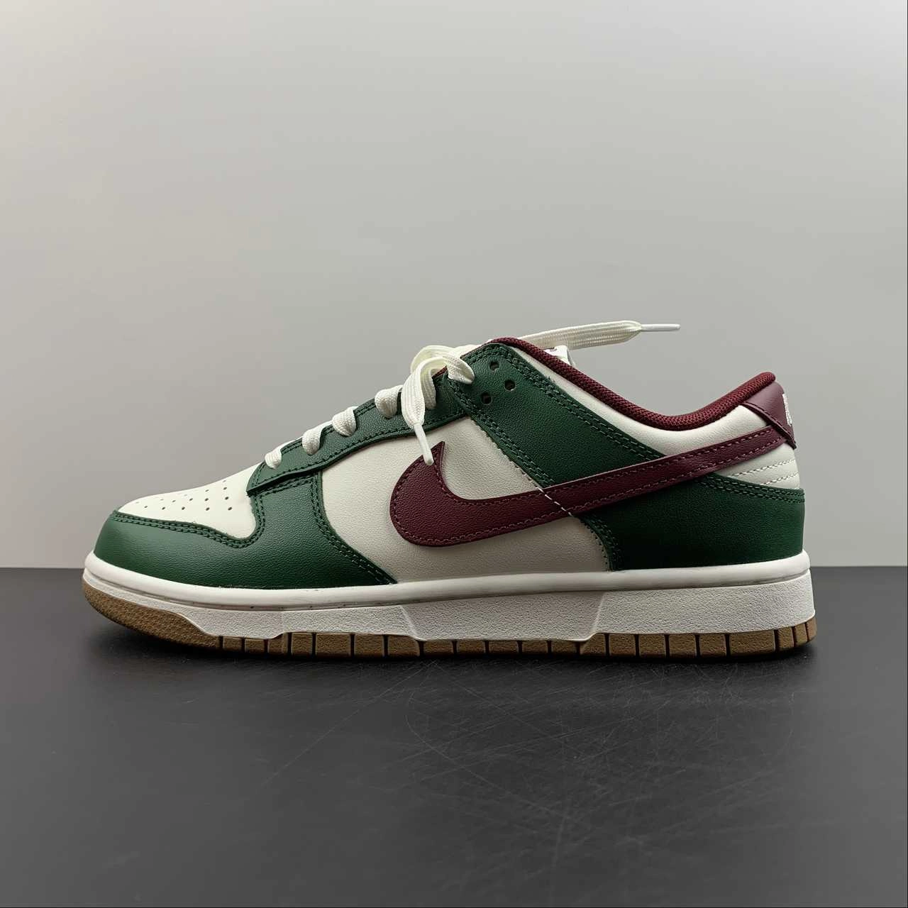 SB Dunk Low Gorge Green Team Red Gum Medium Brown FB7160-161 Workout Session