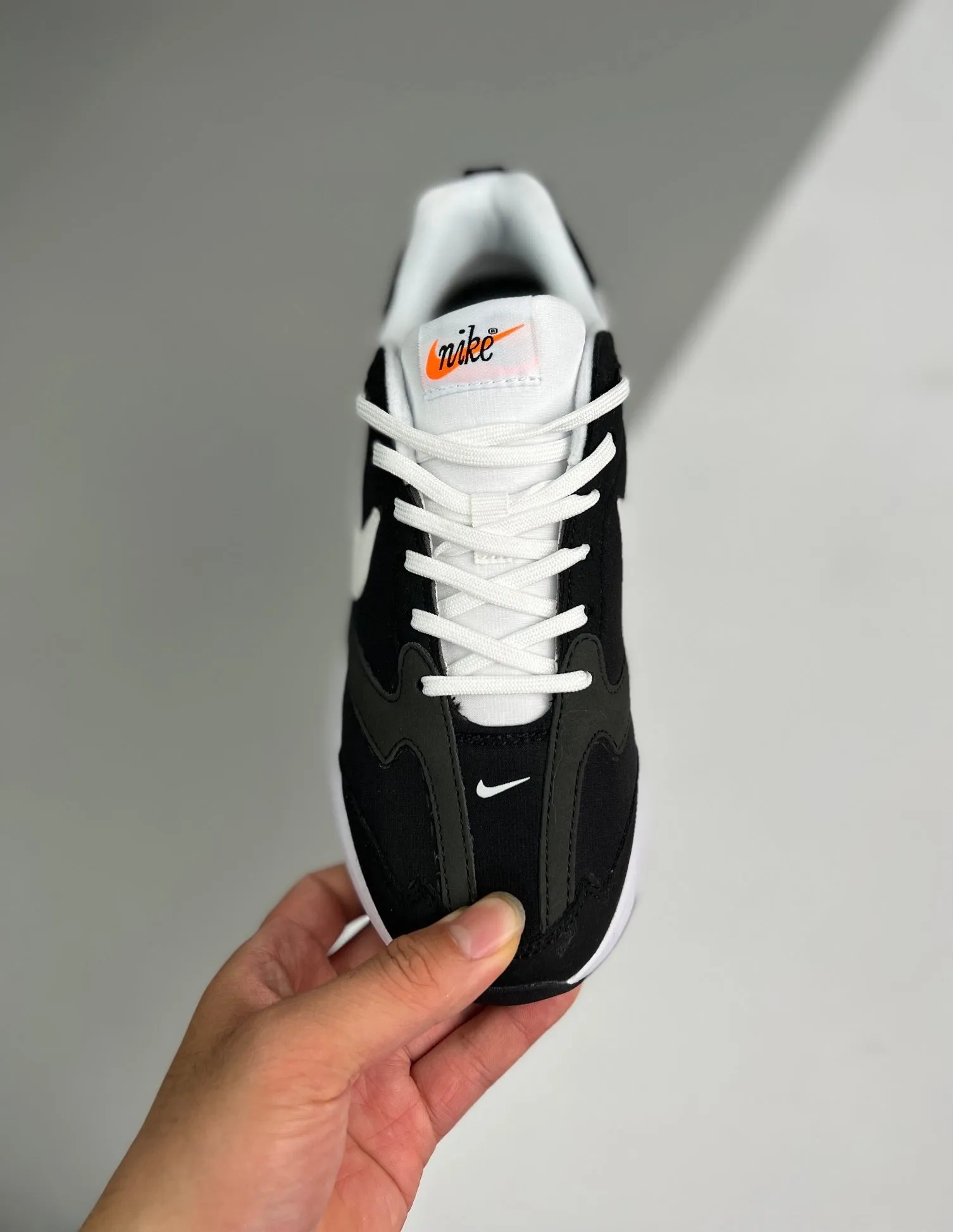 expert shoes professional running shoes Air Max Dawn Metallic Black Silver Total Orange Summit White DJ3624-001